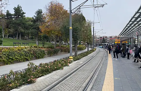 Konya'ya kış geldi: Sürpriz kar yağışı