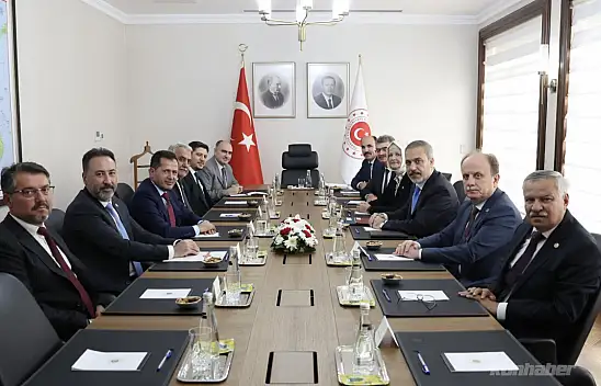 Konyalı bürokratlar Dışişleri Bakanı Hakan Fidan'ı ziyaret etti