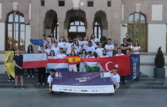 Konyalı gençlere uluslararası girişimcilik semineri