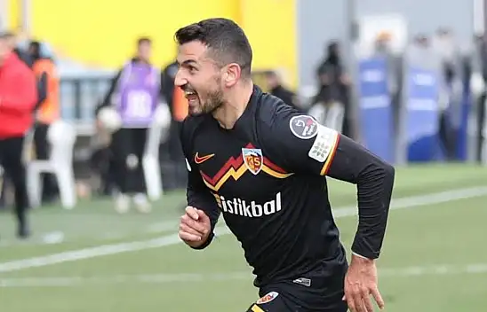 Konyaspor, Emrah Başsan ile prensip anlaşmaya vardı!