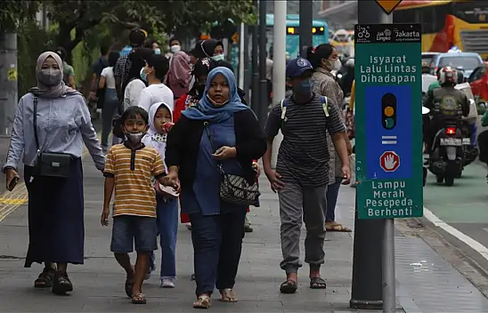 Kovid-19 geçiren milyonlarca kişinin koku duyusu geri gelmedi