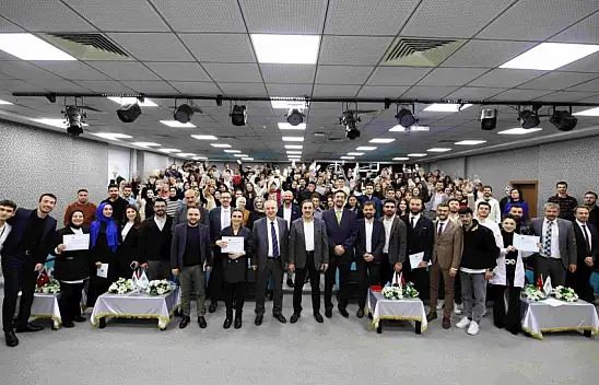 KTO Karatay öğrenci toplulukları için ödül töreni düzenledi!