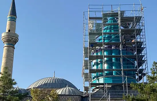 Kubbe-i Hadra'nın üzerindeki örtü kaldırıldı