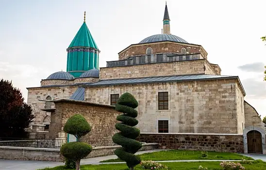 Kültür ve Turizm Bakanı Mehmet Nuri Ersoy açıkladı! Konya Mevlana Müzesi ilk sırada yer aldı!