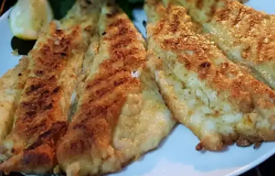 Levrek pişirirken herkesin yaptığı hata. Balığın besin değeri asla ölmüyor!