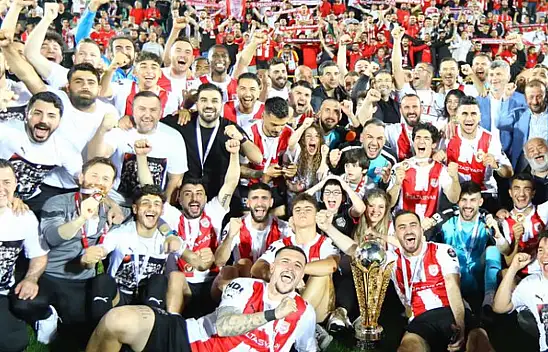 Liderlerden o kulübe destek mesajı yağdı