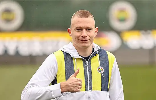 Liverpool'da hedef Attila Szalai