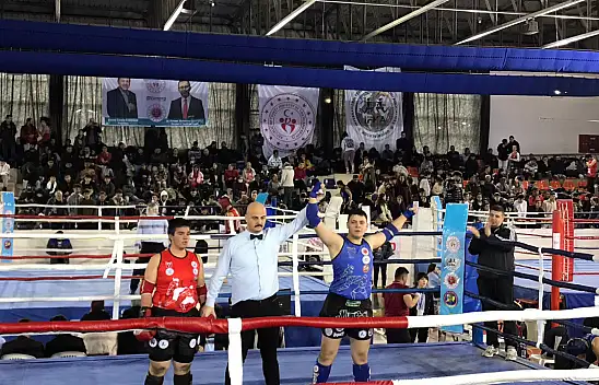 Meram Belediyespor Muaythai Türkiye Şampiyonası'ndan üç madalya ile döndü