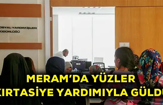 Meram'da yüzler kırtasiye yardımıyla güldü