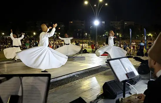  Mersin'de Mevlana anıldı