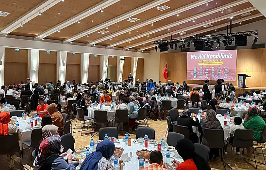 Mevlid Kandilinde Yetim Ve Öksüz Çocuklar Bir Araya Geldi