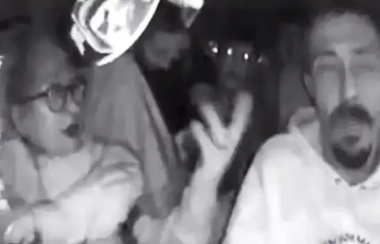 Müşteriden taksiciye küfür ve hakaret: 'Senin gibilerini arkadan vuruyorlar ya, vursunlar!'