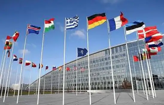 NATO, Kosova'da gerginliğin düşürülmesini istiyor