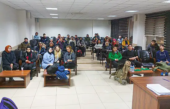 NEÜ'den deprem bölgesindeki vatandaşlara destek