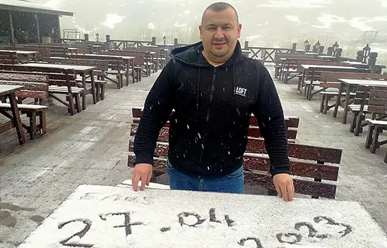 Nisan ayında Uludağ'da kar sürprizi