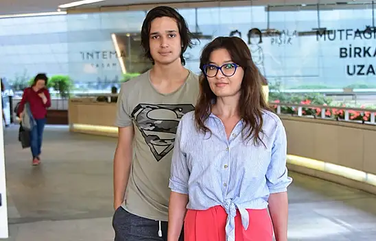 Nurgül Yeşilçay'dan Gökhan Özoğuz'a ağır sitem: 'Kimseyi gözünüzde büyütmeyin'