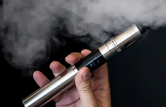 O ülke elektronik sigarayı yasakladı