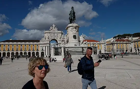 O ülke haftada 4 gün çalışma uygulamasının denemelerine başladı