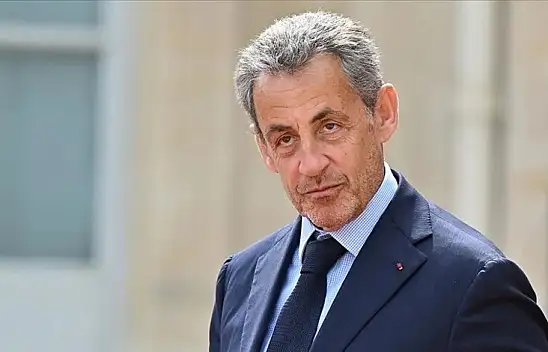 O ülkenin eski cumhurbaşkanı yolsuzluklarla anılıyor