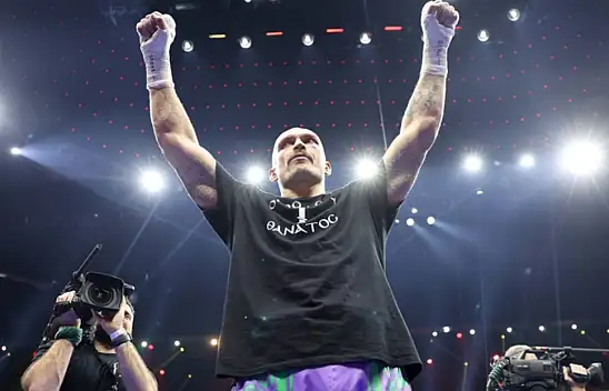 Oleksandr Usyk yeni rakibini resmen açıkladı! Gözü eski rakibinde...