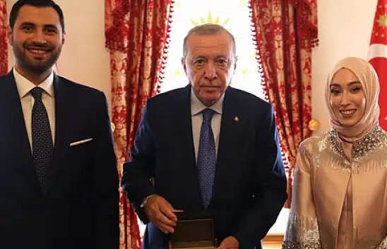 Orhan Murat Kumaş kimdir? Kaç yaşında? Rümeysa Kadak nişanlandı mı? Nişanlısı kim? Rümeysa Kadak kiminle sözlendi?