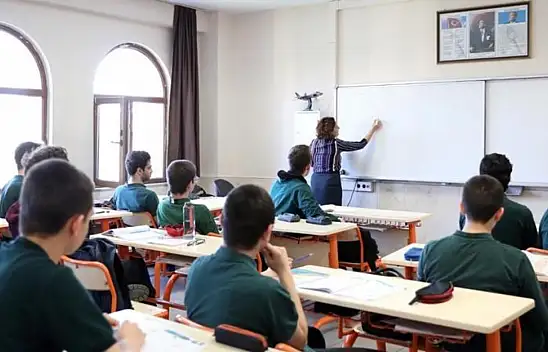 Özbay 'Velilerin yükü artacak'