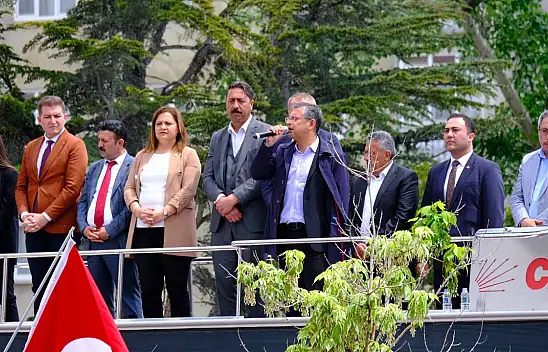 Özgür Özel: Türkiye'nin yüzünü güldürmeye var mısınız?