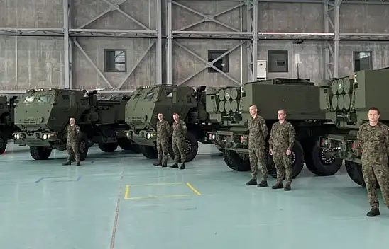 Polonya, ilk HIMARS sistemlerini teslim aldı