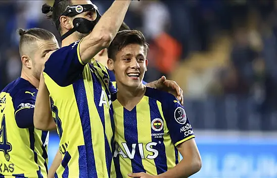 Portekiz'in devleri Arda Güler için yarışta