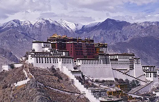 Potala sarayı nerededir? Potala Sarayı'nın tarihi ve mimari özellikleri!
