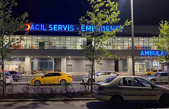 Pres makinesine sıkışıp hayatını kaybetti