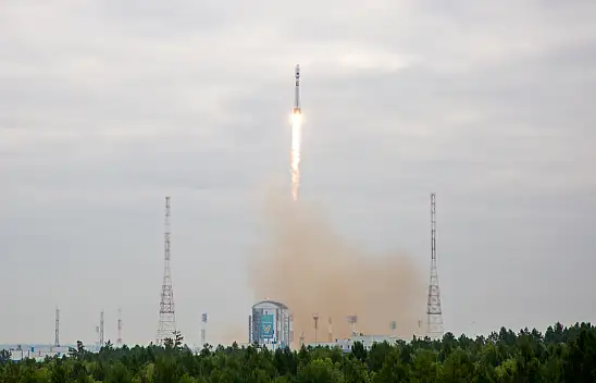 Rusya'nın uzay aracı Ay'ın yörüngesine girdi