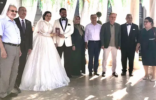 Rüveyda ve Mustafa Alper dünyaevine girdi