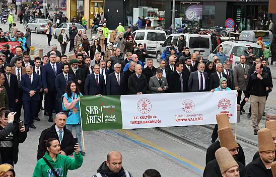 Şeb-i Arus Konya'da başladı! Dualar edildi, yürüyüş yapıldı!