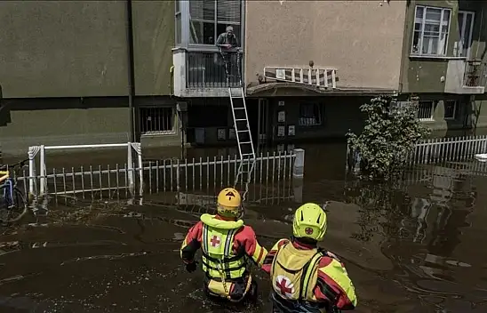 Sel felaketinde can kaybı 15'e yükseldi
