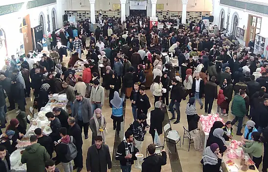 Selçuk Üniversitesi'nde Filistin'e Destek Çarşısı açıldı