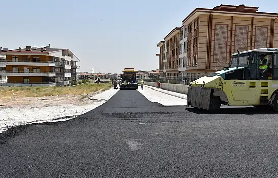 Selçuklu Belediyesi asfalt çalışmaları devam ediyor