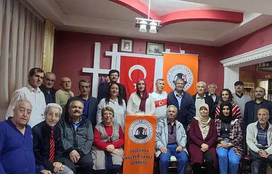 Selçukya şiir akşamlarında 100.yıl coşkusu