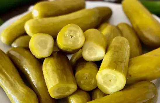 Senelerce yanlış yapmışız. Kütür kütür turşunun püf noktasını Somer Şef açıkladı 