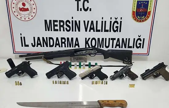Silah kaçakçıları operasyonla yakalandı