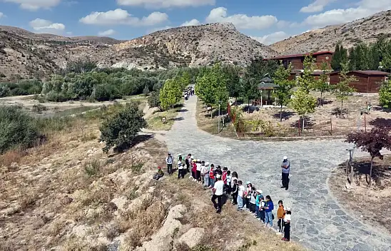 Konya'da doğa ile öğrenciyi buluşturan tabiat okulu