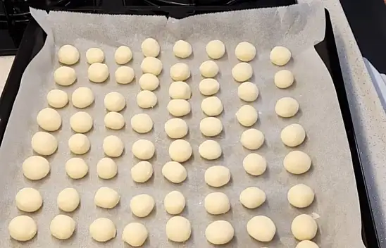 Şipşak hazır pudra şekerli kurabiye! Komşularınız kavga dövüş tarif isteyecek…