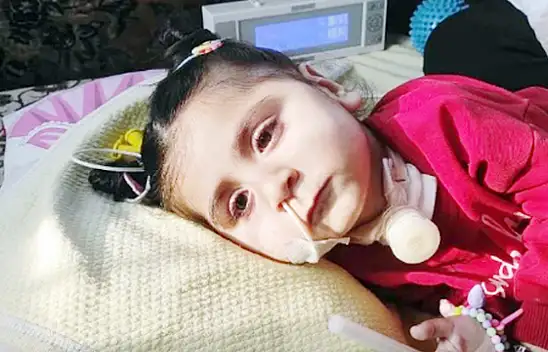 SMA'lı Amine Hüma, Konyalıları yardım kermesine bekliyor