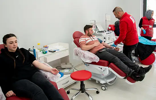 SÜ personeli ve öğrencilerinden Kan Bağışı Kampanyası'na destek