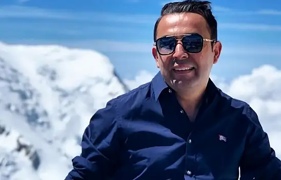 Tahir Sarıkaya kimdir? Tahir Sarıkaya kaç yaşında? Tahir Sarıkaya evli mi? Tahir Sarıkaya Beyaz TV'de hangi programı sunuyor?