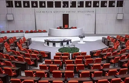 TBMM'de ilk oturum hiç güzel başlamadı!