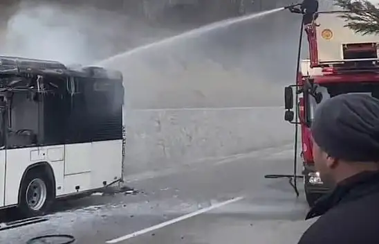 Test sürüşündeki otobüs alev aldı