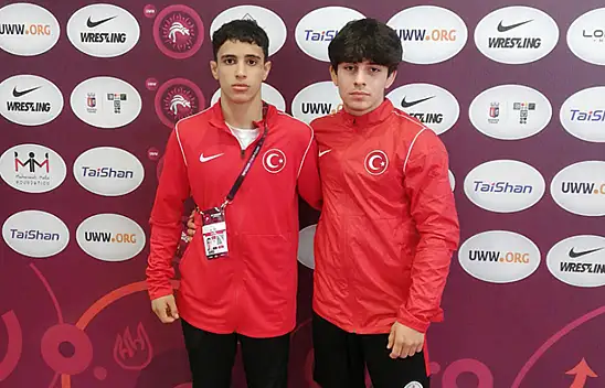 Torku Şekersporlu Milli Güreşçiler yarı finalde