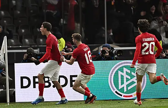 Türkiye dolu dizgin devam ediyor: Zorlu maçı 3-2 kazandı!