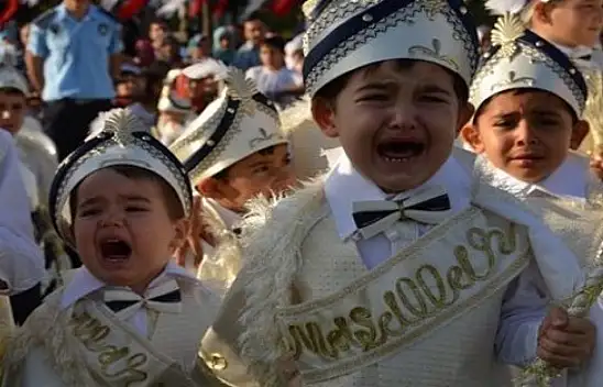 Uzman doktordan 'sünnet' uyarısı